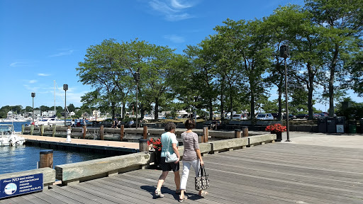 Park «Waterfront Promenade Park», reviews and photos, 22 Merrimac St, Newburyport, MA 01950, USA