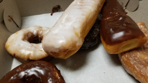 Donut Shop «Old Town Donut Shop», reviews and photos, 3941 Mid Rivers Mall Dr, St Peters, MO 63376, USA