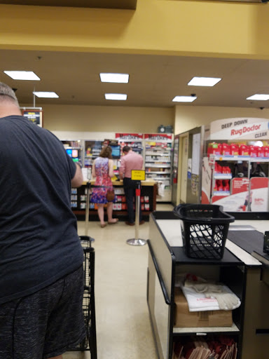 Grocery Store «Safeway», reviews and photos, 200 S 3rd St, Renton, WA 98057, USA