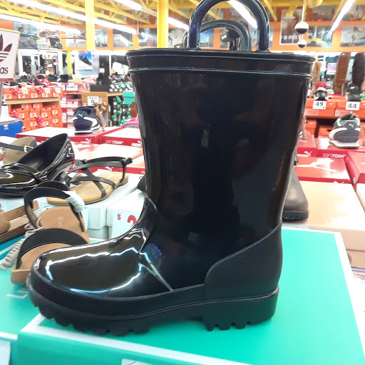 Shoe Store «Shoe City», reviews and photos, 4450 Firestone Blvd, South Gate, CA 90280, USA