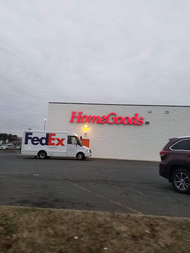 Department Store «HomeGoods», reviews and photos, 3102 Plank Rd, Fredericksburg, VA 22401, USA