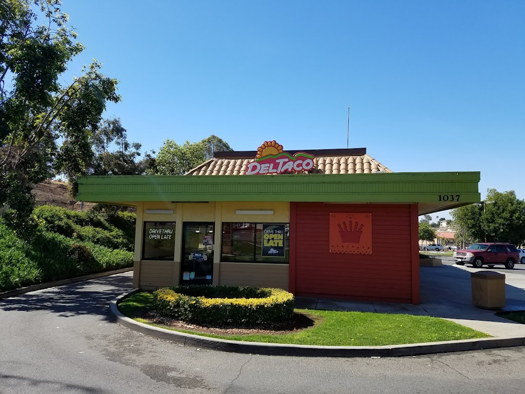 Del Taco 92084