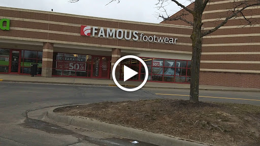 Shoe Store «Famous Footwear», reviews and photos, 211 NE Englewood Rd, Kansas City, MO 64118, USA