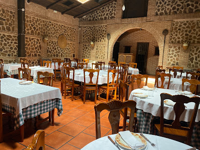 Restaurante Mesón La Espuela C. Prim, 51, 45250 Añover de Tajo, Toledo, España