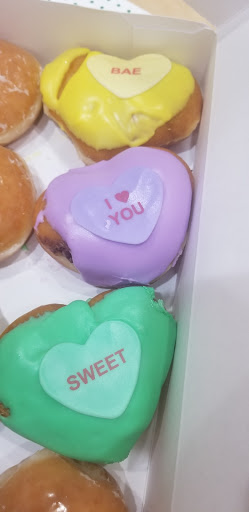 Bakery «Krispy Kreme Doughnuts», reviews and photos, 1400 McFarland Blvd E, Tuscaloosa, AL 35405, USA