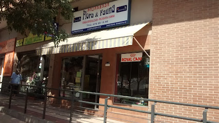 Flora &amp; Fauna - Servicios para mascota en Zaragoza