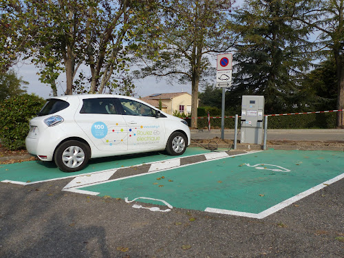 Borne de recharge de véhicules électriques Roulez Électrique En Haute-Garonne Charging Station Vieille-Toulouse