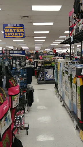 Sporting Goods Store «Big 5 Sporting Goods - Springfield», reviews and photos, 2720 Gateway St, Springfield, OR 97477, USA
