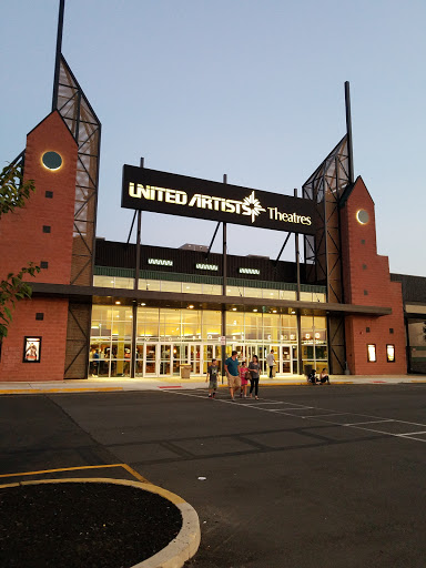 Movie Theater United Artists Washington Township 14 Reviews And Photos 121 Tuckahoe Rd Sewell