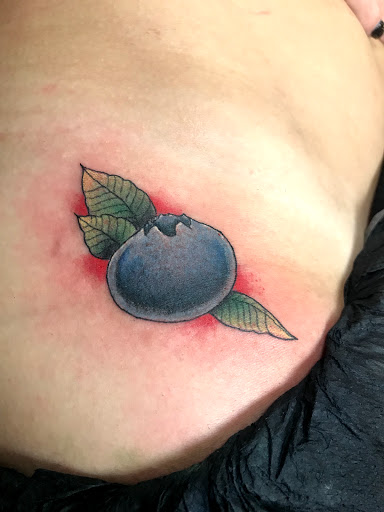 Tattoo Shop «Yellow Rose Tattoo Club», reviews and photos, 508 E Mountain St, Kernersville, NC 27284, USA