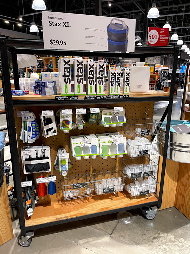 Camping Store «REI», reviews and photos, 71 Raymond Rd, West Hartford, CT 06107, USA