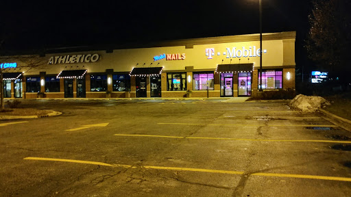 Cell Phone Store «T-Mobile», reviews and photos, 1264 W Boughton Rd, Bolingbrook, IL 60440, USA