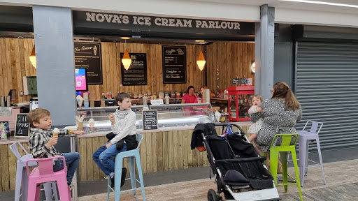 Nova's Ice Cream Parlour