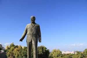 Statue of Eleftherios Venizelos image