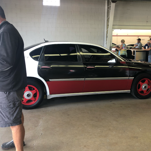 Used Car Dealer «McKee Auto», reviews and photos, 5095 NE 14th St, Des Moines, IA 50313, USA