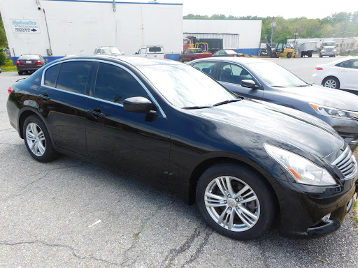 Auto Body Shop «Maaco Collision Repair & Auto Painting», reviews and photos, 111 W Hampton Ave, Capitol Heights, MD 20743, USA