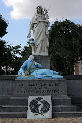 Monument aux morts de Chaulnes à Chaulnes