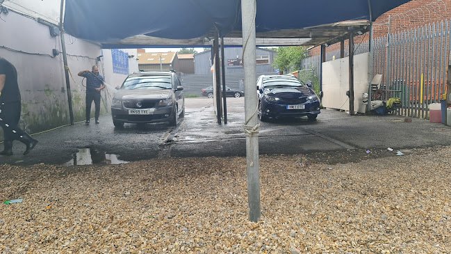 Reviews of Southern Hand Car Wash in Southampton - Car wash
