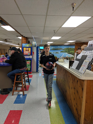 Bowling Alley «Linn Lanes Bowling Center», reviews and photos, 2250 S Main Rd, Lebanon, OR 97355, USA