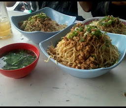 Bakso Dan Mie Ayam Mas Agos photo
