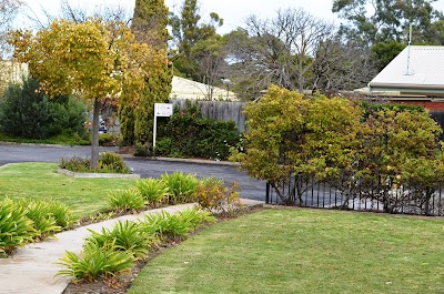 Photos of Country Roads Motor Inn