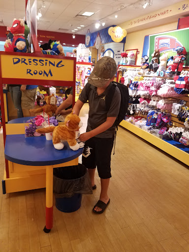 Shopping Mall «Asheville Mall», reviews and photos, 3 S Tunnel Rd, Asheville, NC 28805, USA