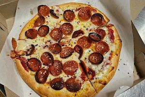 Bocce Club Pizza image