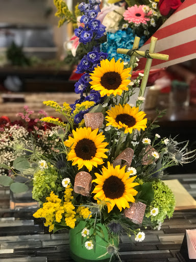 Florist «Stunning Arrangements», reviews and photos, 177 Main St, Little Ferry, NJ 07643, USA