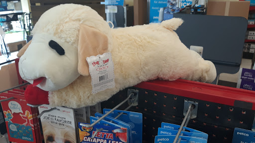 Pet Supply Store «Petco Animal Supplies», reviews and photos, 2140 E Blvd St, Kokomo, IN 46902, USA