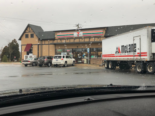 Convenience Store «7-Eleven», reviews and photos, 1 E Broad Way, Lovettsville, VA 20180, USA