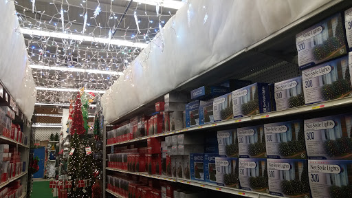 Outdoor Furniture Store «American Sale - Bridgeview», reviews and photos, 8951 Harlem Ave, Bridgeview, IL 60455, USA