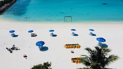 Ranfas Beach'in fotoğrafı geniş bir kıyı şeridi ile birlikte