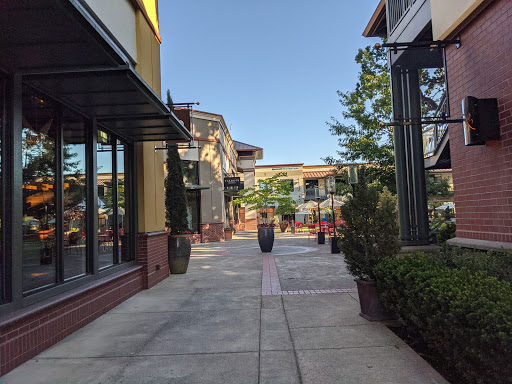 Shopping Mall «Oakway Center», reviews and photos, 2350 Oakmont Way #204, Eugene, OR 97401, USA