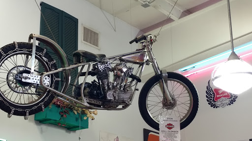 Harley-Davidson Dealer «South East Harley-Davidson», reviews and photos, 23105 Aurora Rd, Bedford Heights, OH 44146, USA