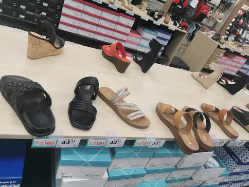 Shoe Store «Off Broadway Shoe Warehouse», reviews and photos, 125 Great Mall Dr, Milpitas, CA 95035, USA