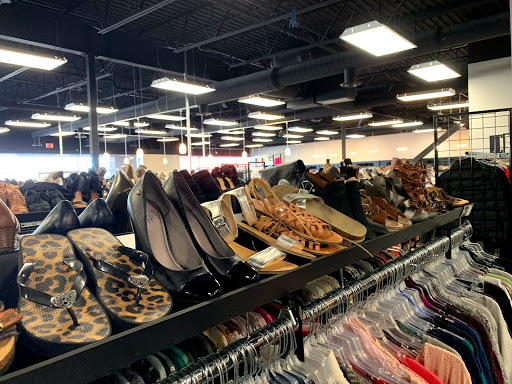 Used Clothing Store «Clothes Mentor», reviews and photos, 2551 45th St S # 113, Fargo, ND 58104, USA