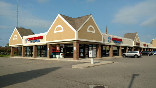 Pet Supply Store «Chow Hound Pet Supplies», reviews and photos, 518 N Beacon Blvd, Grand Haven, MI 49417, USA
