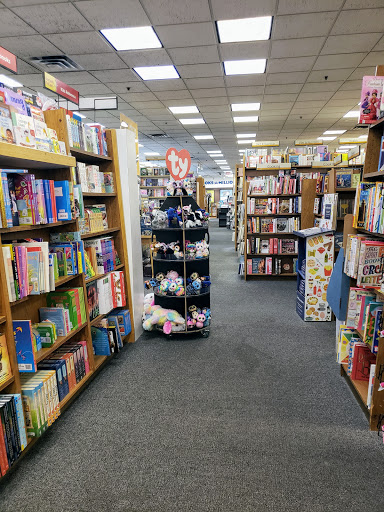 Book Store «Books-A-Million», reviews and photos, 700 Paramus Park #2115, Paramus, NJ 07652, USA