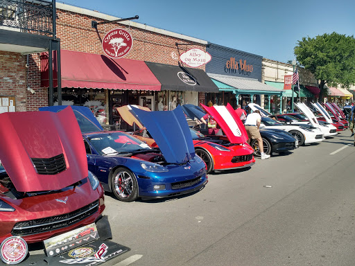 Barber Shop «Hauptstrasse Barber Shop», reviews and photos, 933 N Main St, Boerne, TX 78006, USA