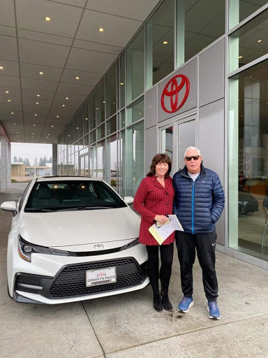 Car Dealer «Grants Pass Toyota», reviews and photos, 375 Redwood Hwy, Grants Pass, OR 97527, USA