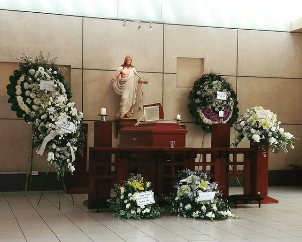 Servicios Funerales "Niño Jesus de Praga"