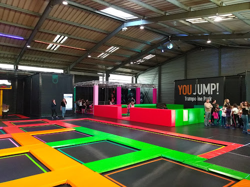 Parc d'attractions Trampoline Park You Jump Valence Valence