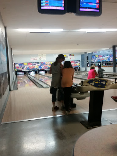 Bowling Alley «Savannah Bowling Center», reviews and photos, 320 Malcomb St, Savannah, TN 38372, USA