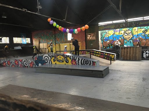 Skateboarding lessons for kids Rosario