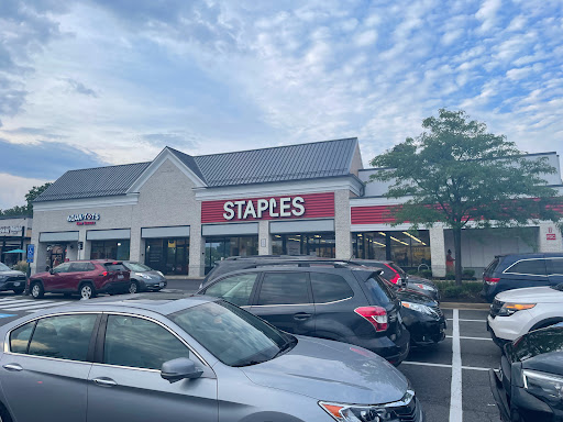 Staples, 1104 W Broad St, Falls Church, VA 22046, USA, 