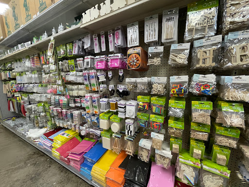 Dollar Store «Dollar King LC», reviews and photos, 3433 Foothill Blvd, La Crescenta, CA 91214, USA