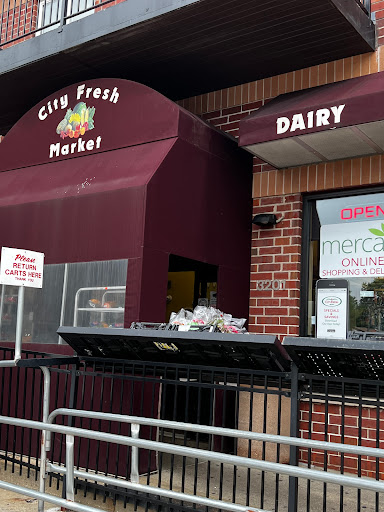 Grocery Store «City Fresh Market», reviews and photos, 3201 W Devon Ave, Chicago, IL 60659, USA