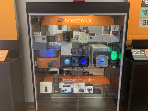 Telecommunications Service Provider «Boost Mobile Store by SN Wireless», reviews and photos, 200 N Springboro Pike, Dayton, OH 45459, USA