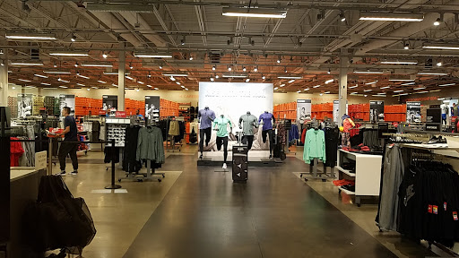 Sporting Goods Store «Nike Factory Store», reviews and photos, 1 Premium Outlet Blvd #699, Tinton Falls, NJ 07753, USA