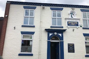 The Hingemakers Arms image